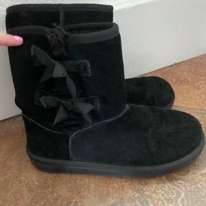 Womens size 6 black uggs with bows